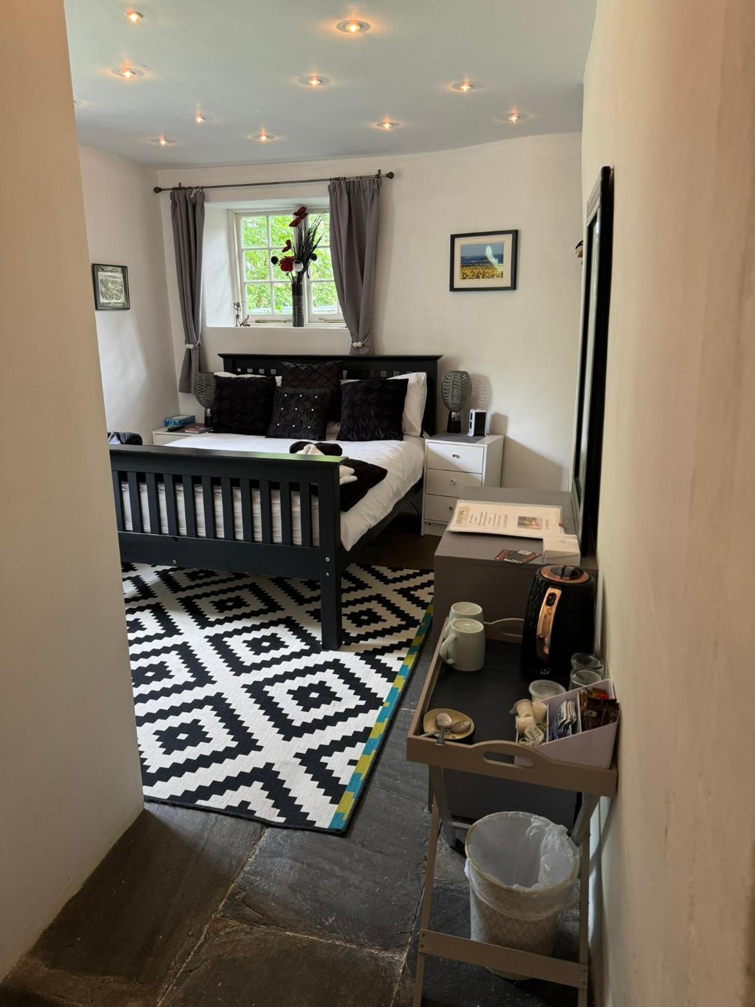 Sheviock Barton Bed & Breakfast ภายนอก รูปภาพ